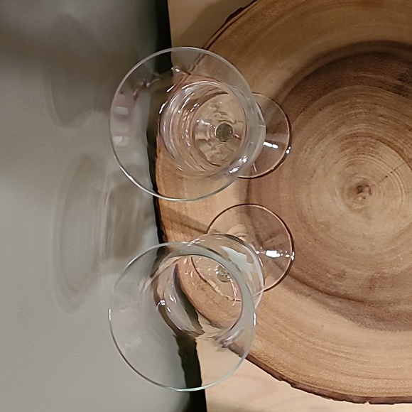 *closet clearout* 2/$20 Vintage Tulip Champagne flutes - Picture 2 of 4